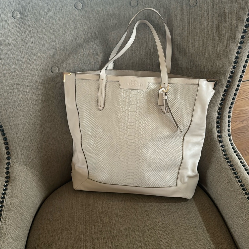 Coach tote bag